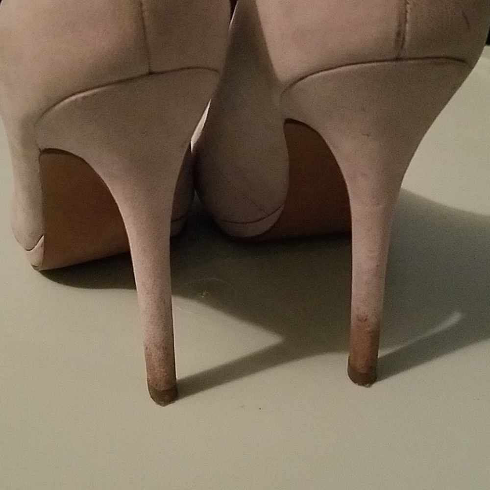 Jessica Simpson Pumps - Picture 4 of 7